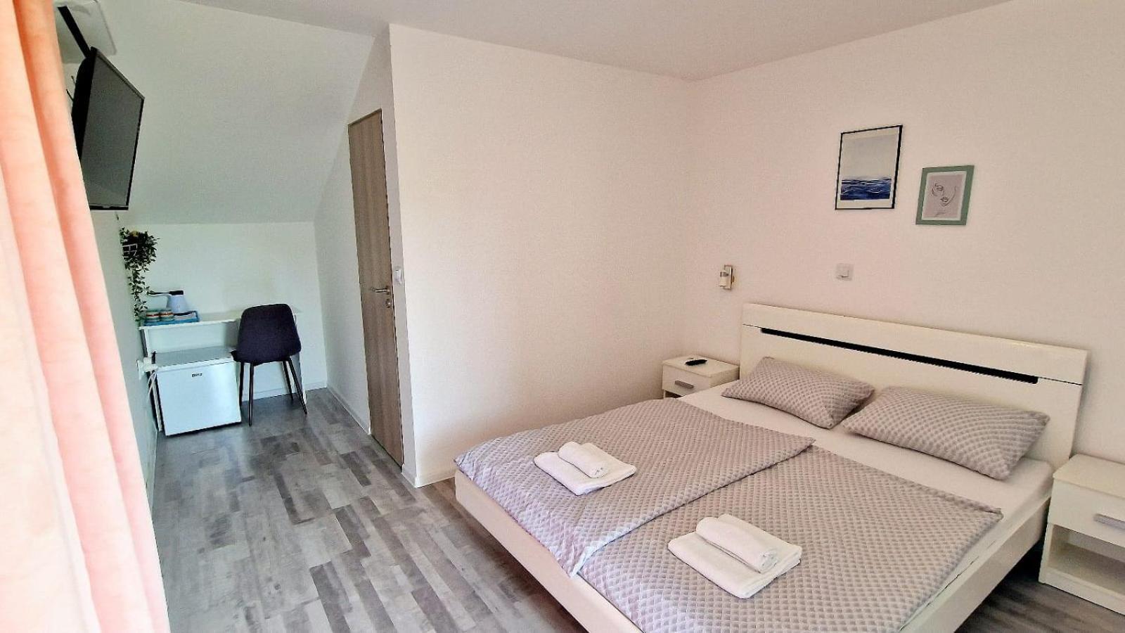 Cozy Peny Apartment Karlovac